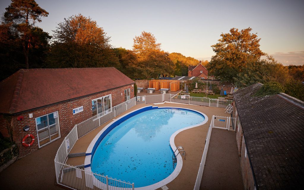 Widmill Hill swimming pool